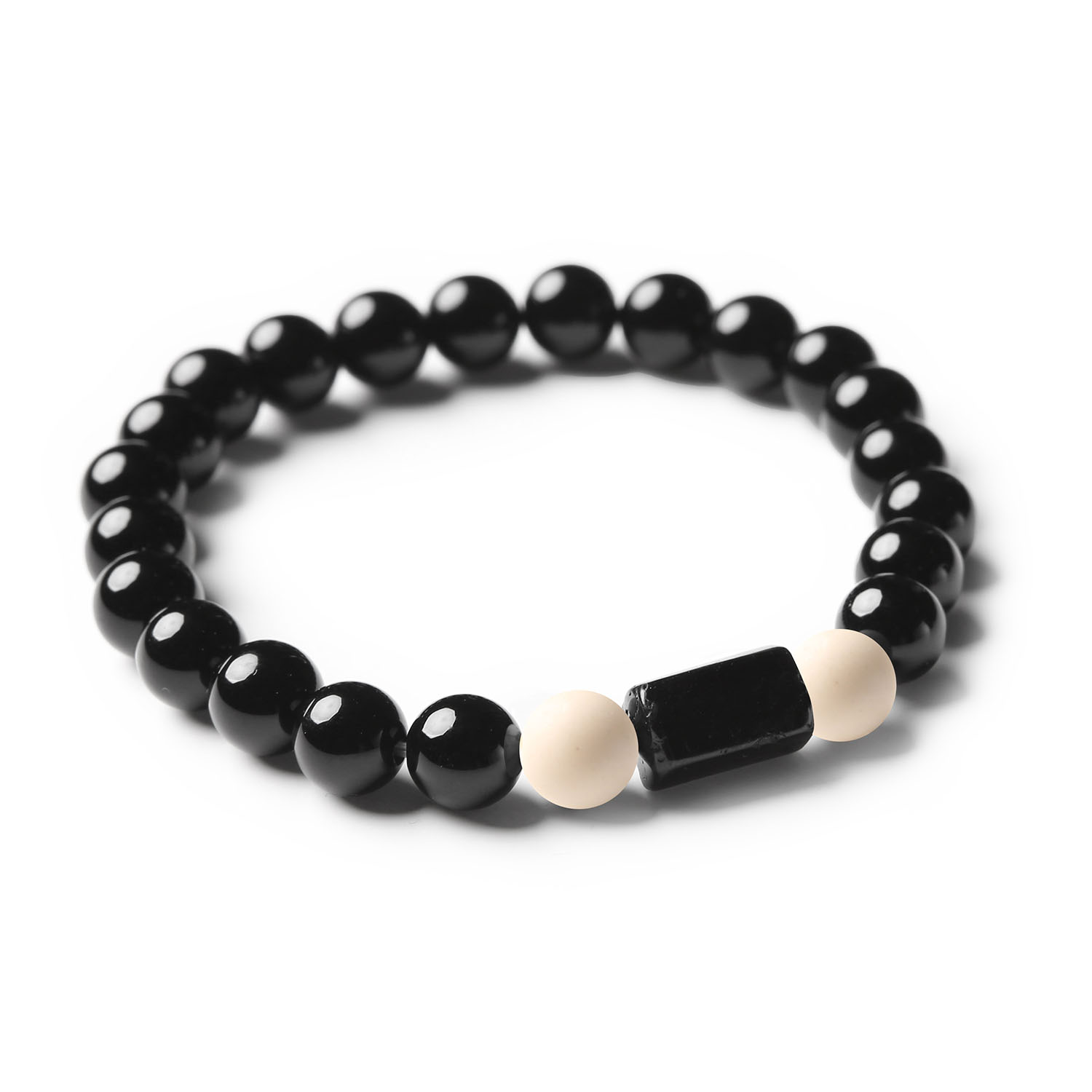 Unikatowa bransoletka z Kamienia Rzecznego, Turmalinu i Onyksu – w poszukiwaniu naturalnego piękna w kolekcji Arsil.