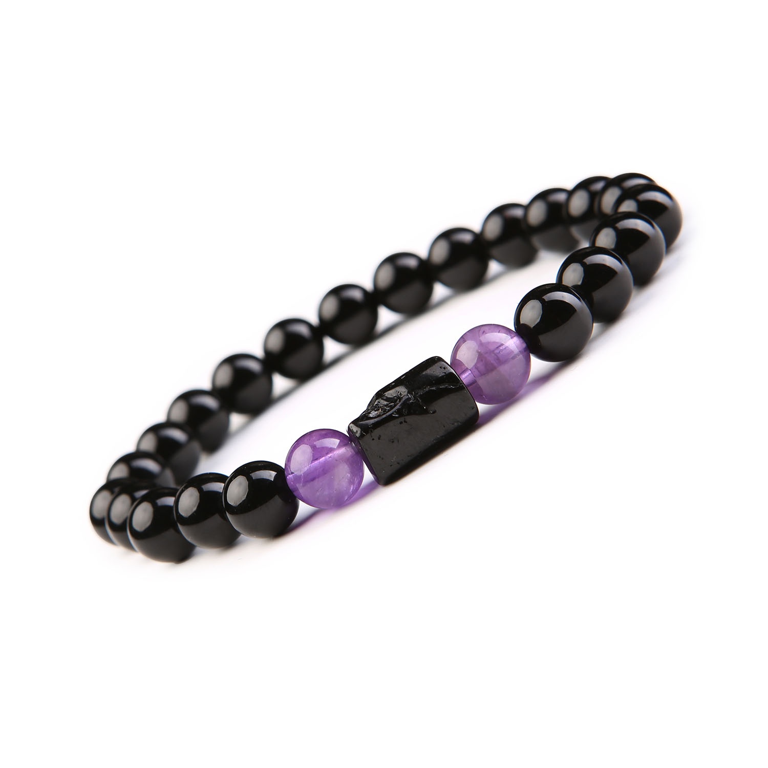 Bransoletka z Kolekcji Arsil Ametyst, Turmalin, Onyks - Magia Natury Bransoletka Arsil wykonana z kamieni naturalnych: ametyst, turmalin i onyks, idealna na prezent lub na co dzień.