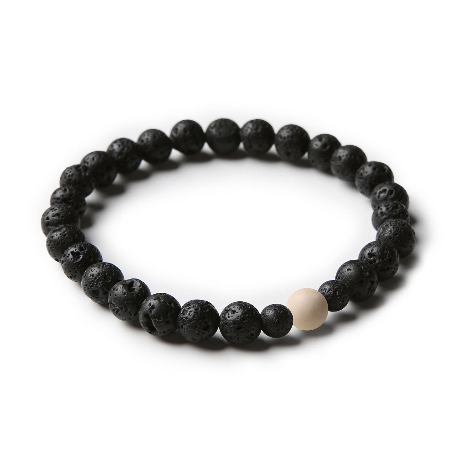 Elegancka bransoletka z kolekcji Binthe, stworzona z naturalnych kamieni rzecznych i lawy wulkanicznej, odpowiednia dla kobiet i mężczyzn.