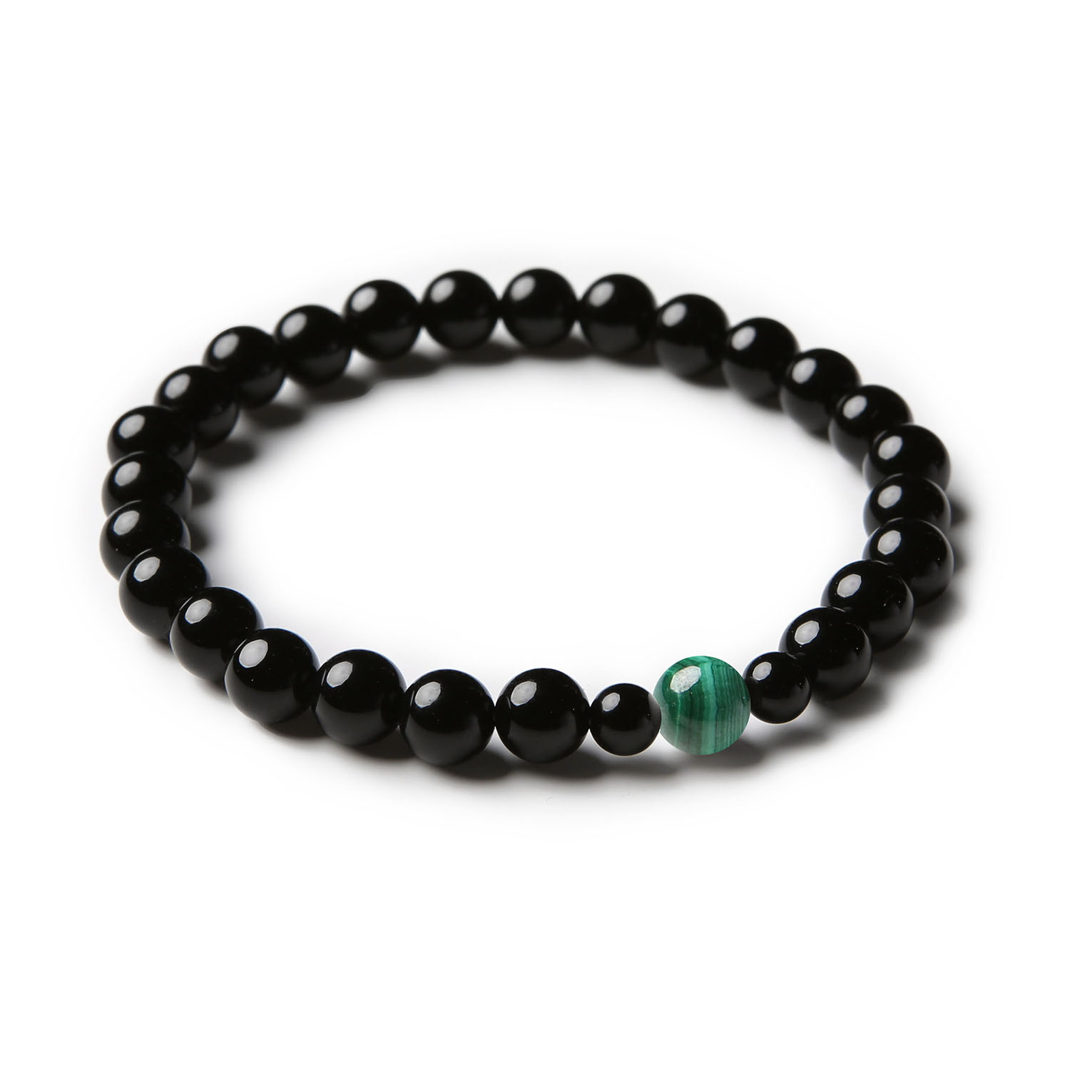 Bransoletka Binthe z malachitem i onyksem – unisex design, odpowiednia dla kobiet i mężczyzn.