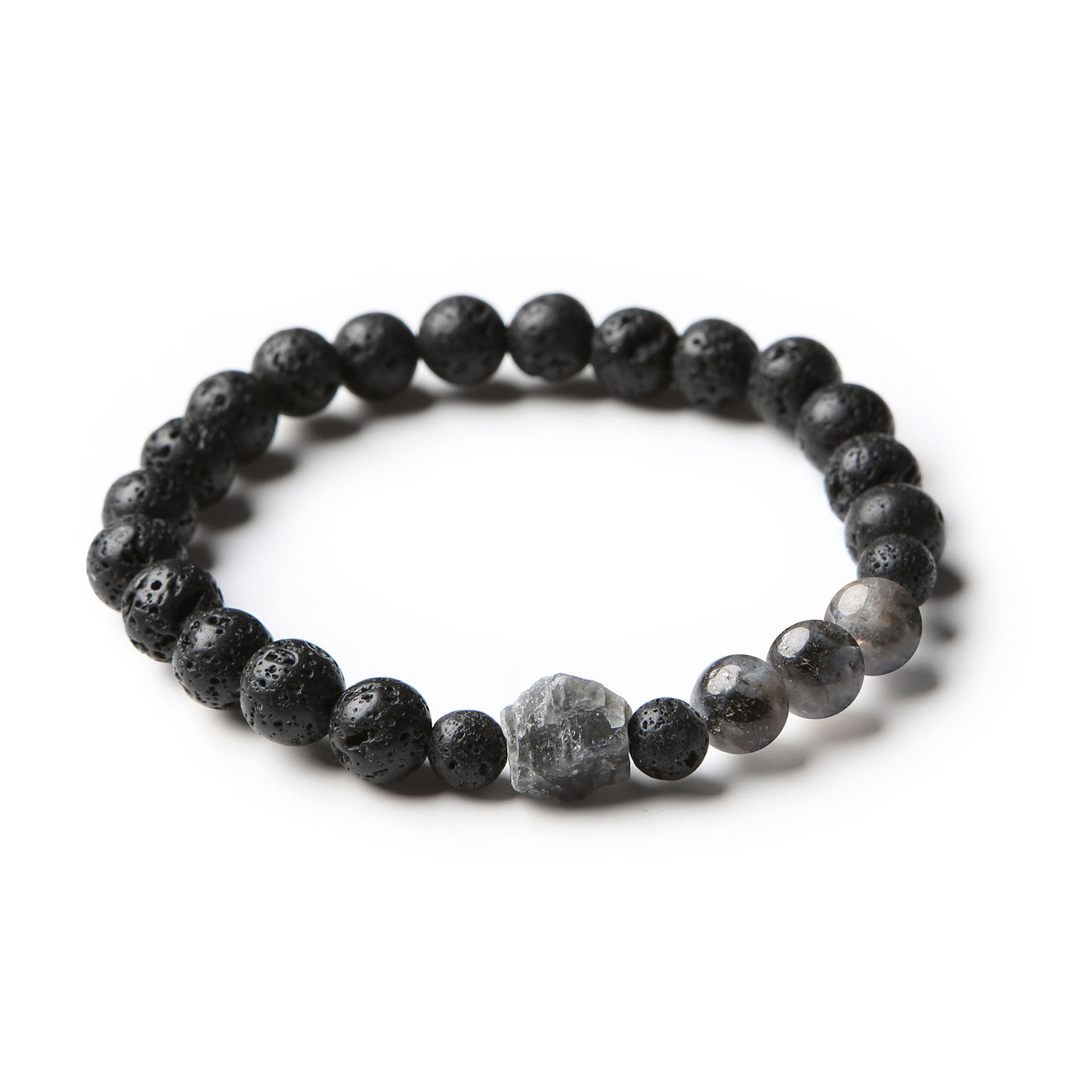 Bransoletka z kolekcji Derdr, łącząca naturalne kamienie larvikit, labradoryt i lawę wulkaniczną, doskonała dla Pań i Panów.