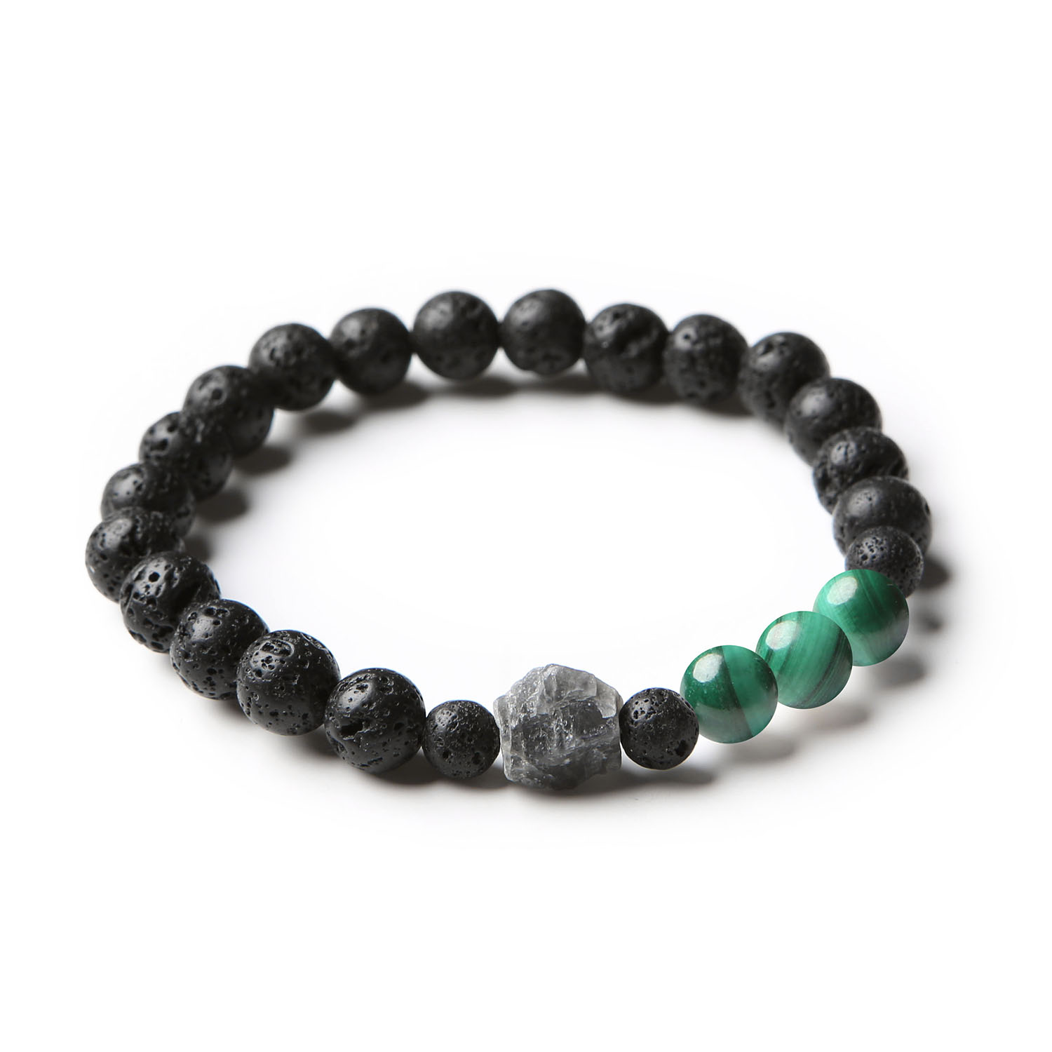 Bransoletka z naturalnych kamieni: malachit, labradoryt i lawa wulkaniczna, część kolekcji Derdr, dostępna dla kobiet i mężczyzn.