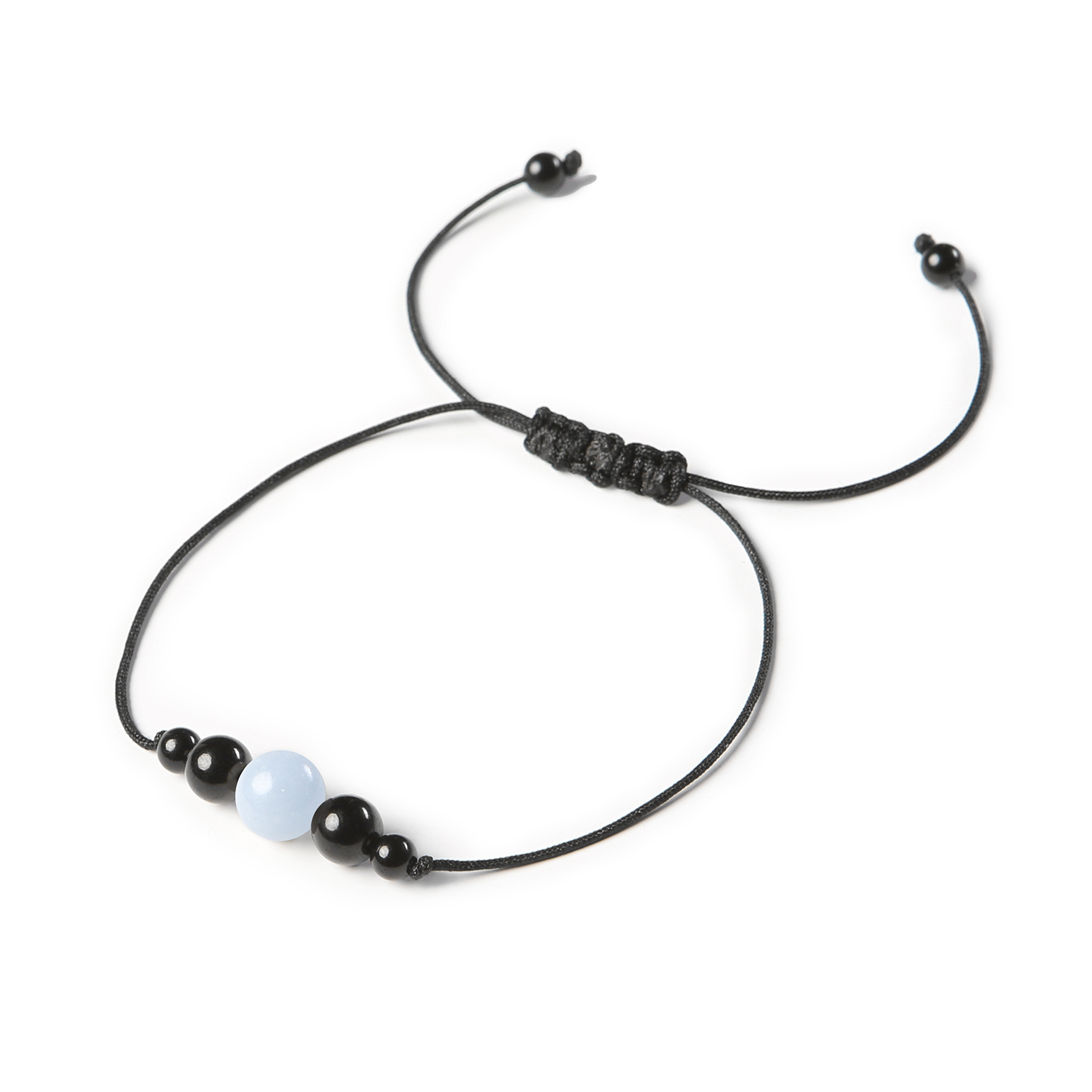 Bransoletka na sznurku z kolekcji Garie z Angelitem z Peru i Turmalinem, dostępna w wersji damskiej i męskiej Modna bransoletka Garie z naturalnych kamieni, w tym angelit z Peru i turmalin, dostępna dla kobiet i mężczyzn.