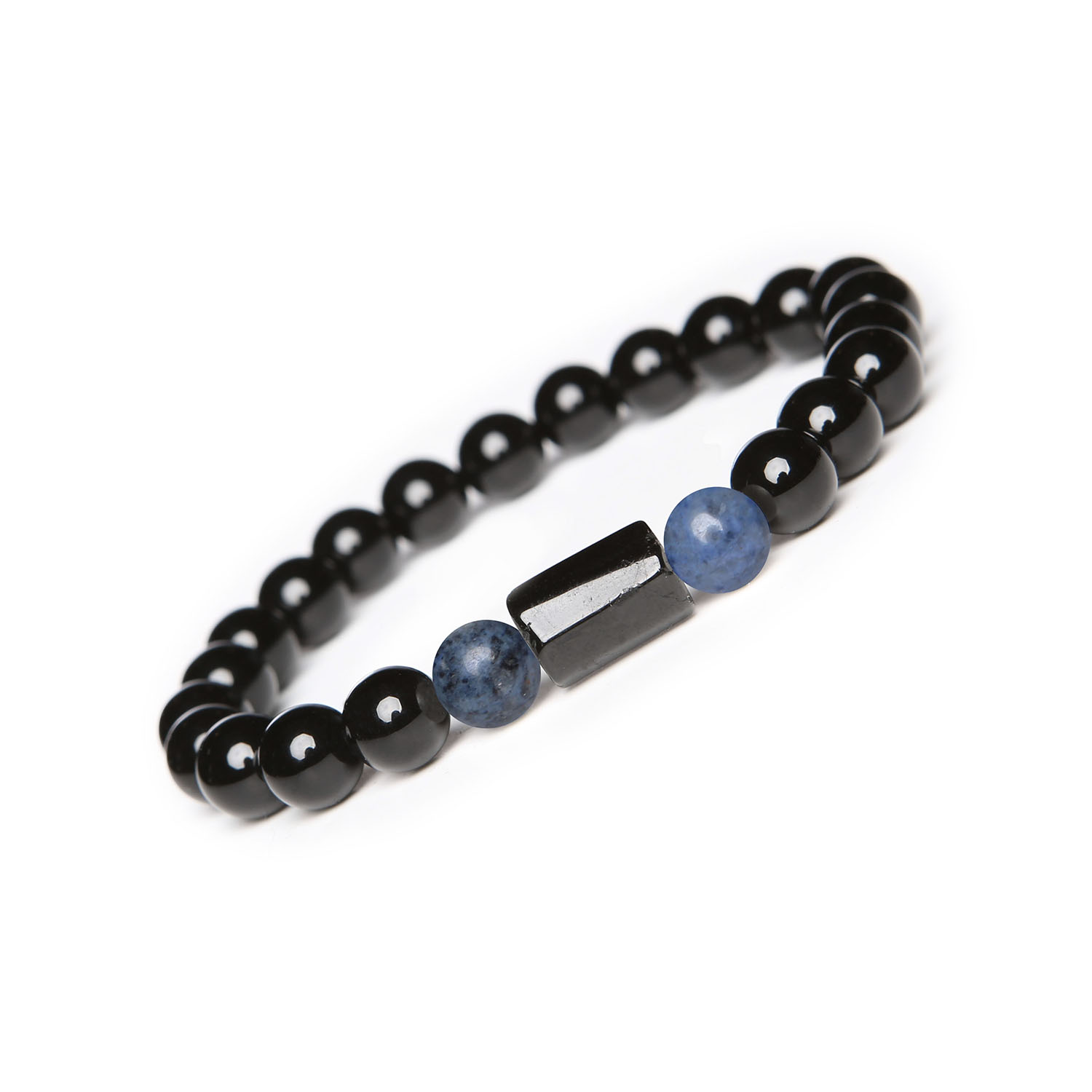 Bransoletka na gumce z kolekcji Arsil z dumortierytu, turmalinu i onyksu dla kobiet i mężczyzn Bransoletka Arsil, wykonana z naturalnych kamieniami: dumortierytu, turmalinu i onyksu, dostępna dla kobiet i mężczyzn, symbolizująca styl i elegancję.