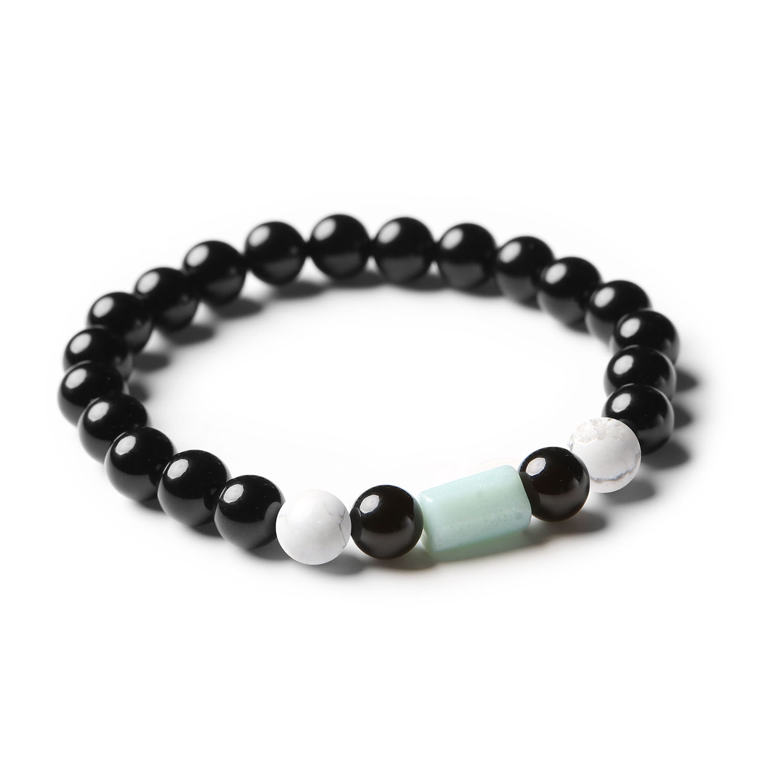 Elegancka bransoletka Laeri z kamieniami howlit, amazonit i onyks, uniwersalny dodatek dla kobiet oraz mężczyzn.