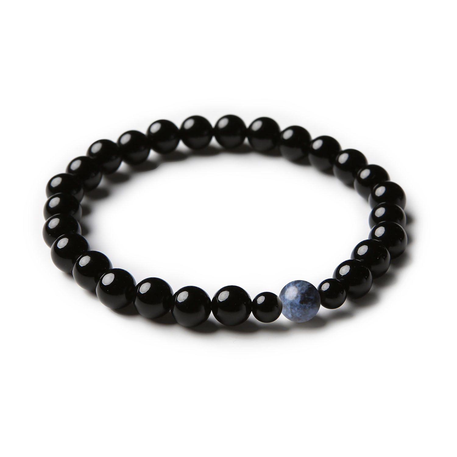 Elegancka bransoletka Binthe z dumortierytem i onyksami, doskonała dla kobiet i mężczyzn, wykonana z naturalnych kamieni.