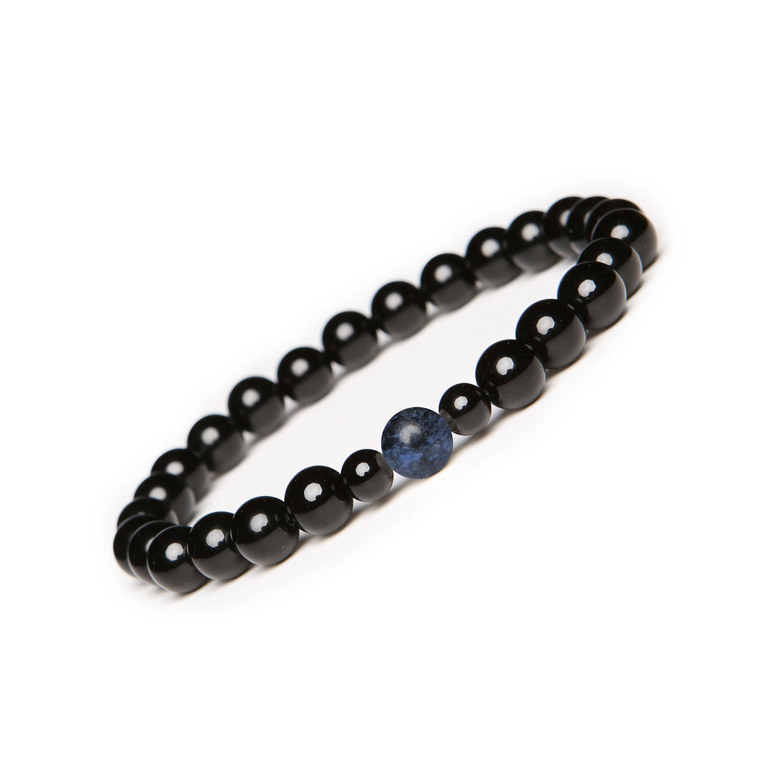 Kolekcja Binthe Bransoletka na gumce z Dumortierytem i Onyksu dla kobiet i mężczyzn Stylowa bransoletka z kamieni naturalnych dumortieryt i onyks, od marki Binthe, uniwersalna biżuteria dla kobiet i mężczyzn.