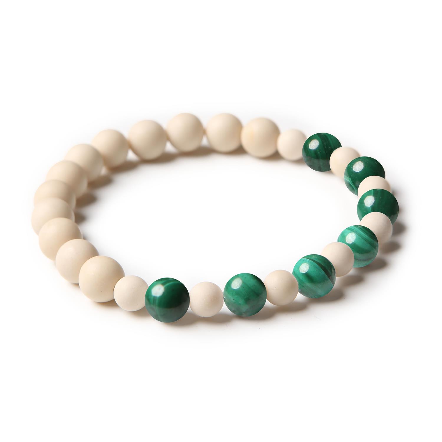 Stylowa bransoletka Mijaha wykonana z malachitu i kamienia rzecznego, doskonała dla obu płci.