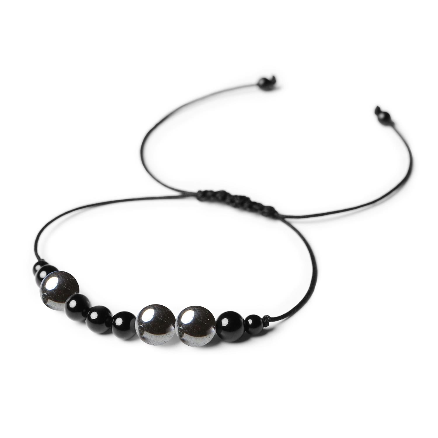 Kolekcja Orila Bransoletka z kamieni naturalnych Hematyt Grafitowy i Turmalin dla Kobiet i Mężczyzn Naturalne kamienie w bransoletce Orila: hematyt grafitowy i turmalin, uniwersalna biżuteria dla kobiet i mężczyzn.